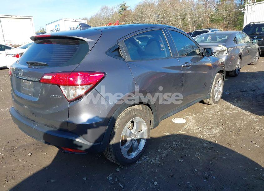 Photo 4 of 2019 Honda Hr-v LX (VIN 3CZRU6H30KG702177)