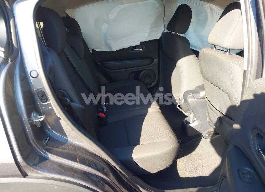 Photo 8 of 2019 Honda Hr-v LX (VIN 3CZRU6H30KG702177)