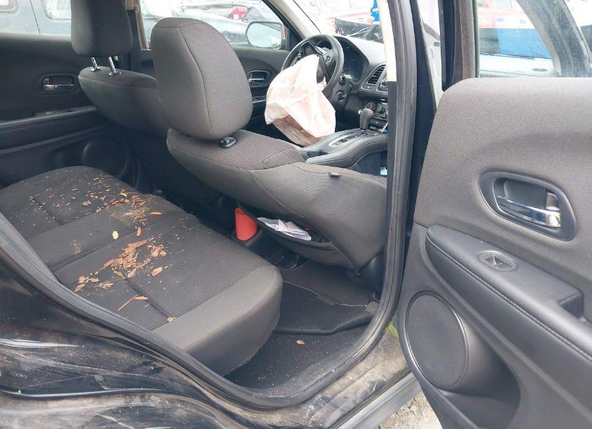 Photo 8 of 2019 Honda Hr-v LX (VIN 3CZRU6H30KG702647)