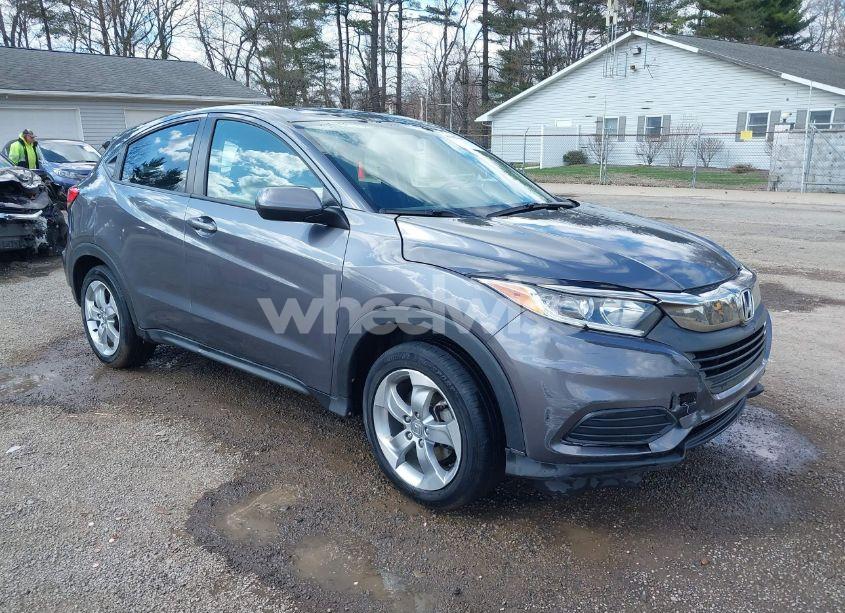 2019 Honda Hr-v LX (VIN 3CZRU6H30KG718301) main photo