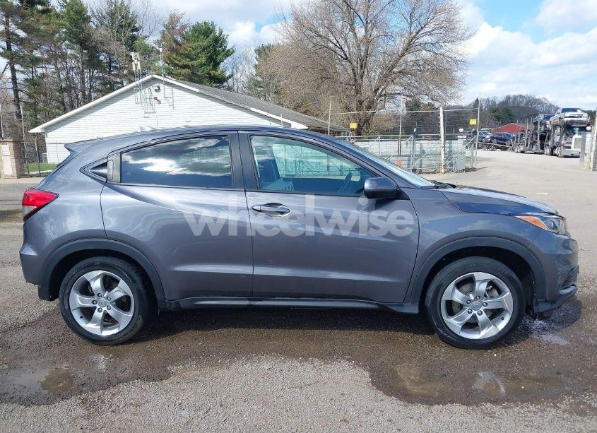 Photo 13 of 2019 Honda Hr-v LX (VIN 3CZRU6H30KG718301)
