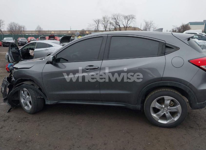 Photo 14 of 2019 Honda Hr-v LX (VIN 3CZRU6H30KG730089)