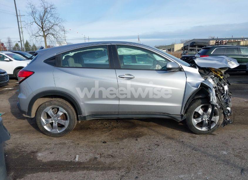 Photo 14 of 2019 Honda Hr-v LX (VIN 3CZRU6H30KG730500)