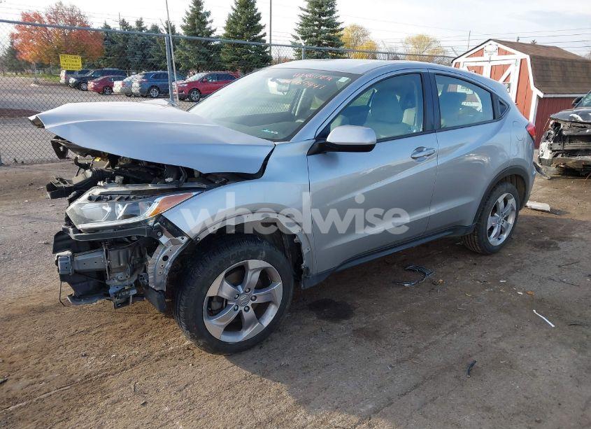 Photo 2 of 2019 Honda Hr-v LX (VIN 3CZRU6H30KG730500)