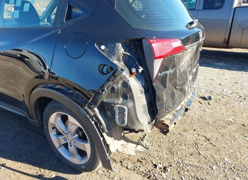 Photo 6 of 2019 Honda Hr-v LX (VIN 3CZRU6H30KG733090)