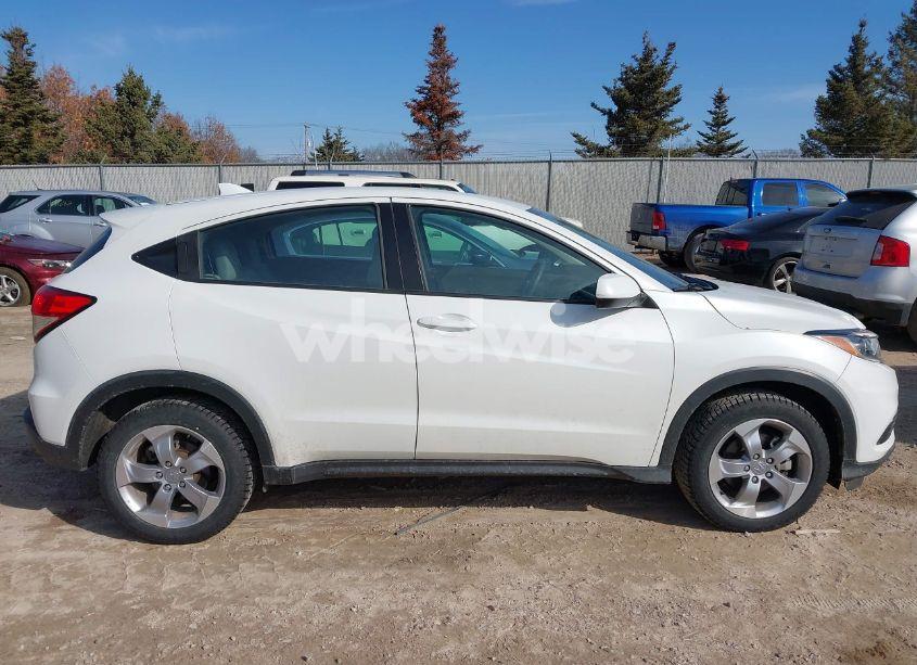Photo 13 of 2019 Honda Hr-v LX (VIN 3CZRU6H30KM708076)