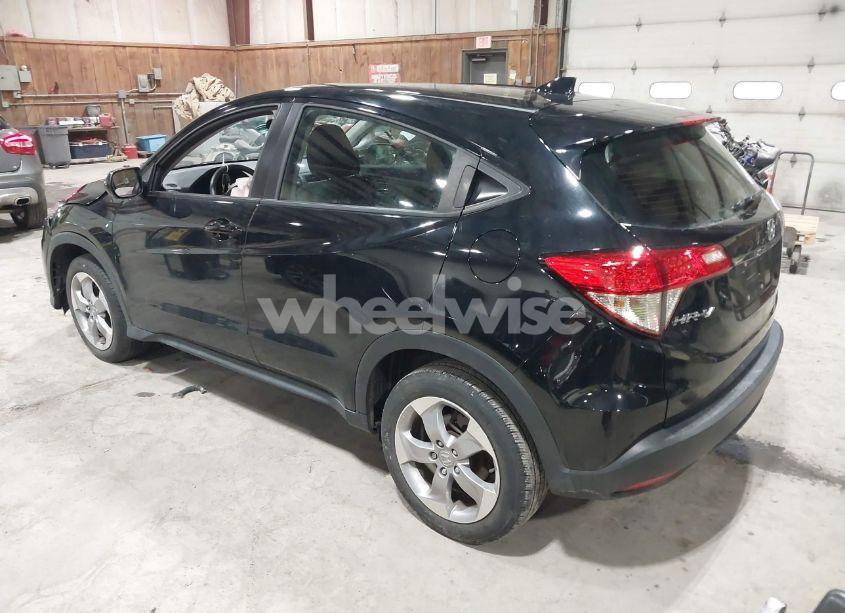 Photo 3 of 2020 Honda Hr-v AWD LX (VIN 3CZRU6H30LM720939)