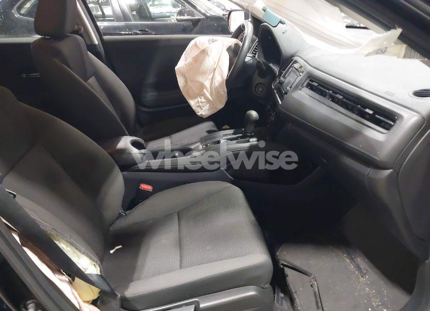 Photo 5 of 2020 Honda Hr-v AWD LX (VIN 3CZRU6H30LM720939)