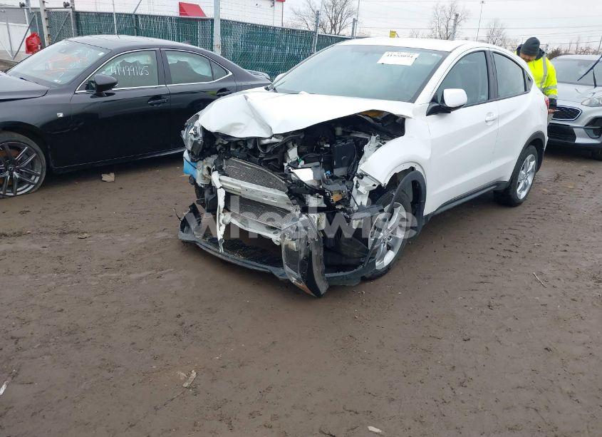 Photo 2 of 2021 Honda Hr-v AWD LX (VIN 3CZRU6H30MM723499)