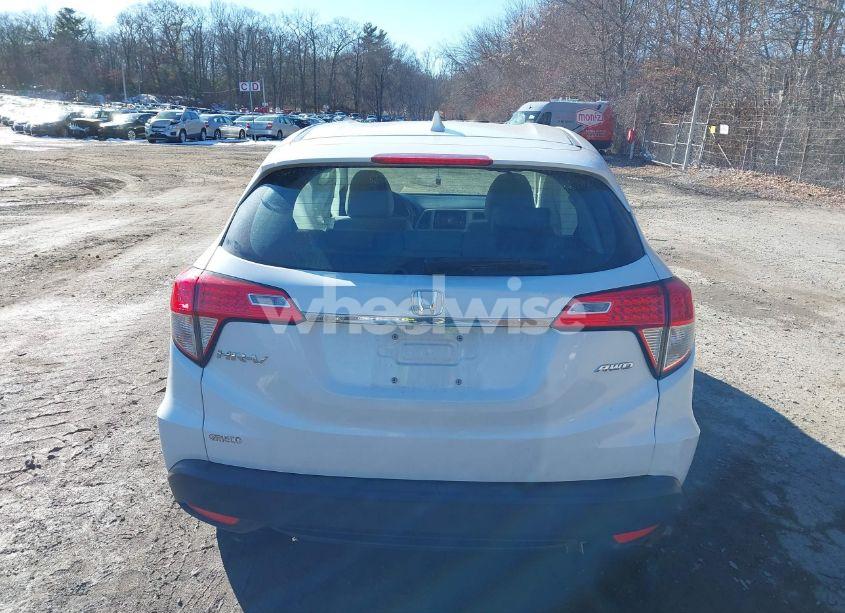 Photo 16 of 2022 Honda Hr-v AWD LX (VIN 3CZRU6H30NM732687)