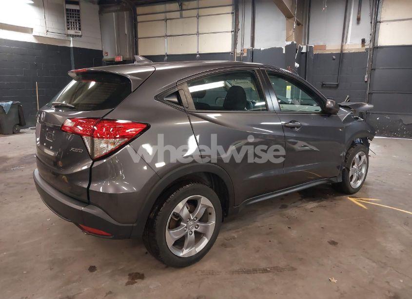 Photo 4 of 2022 Honda Hr-v AWD LX (VIN 3CZRU6H30NM751577)
