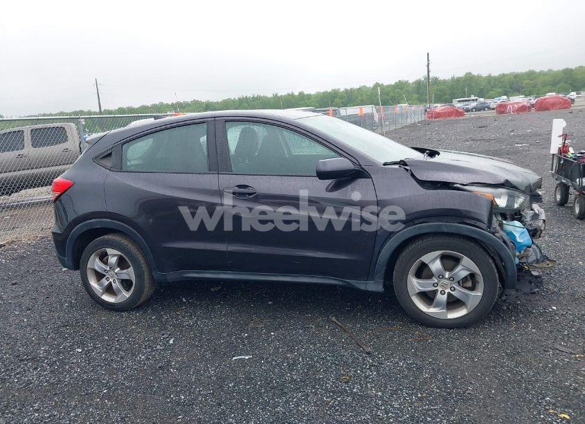 Photo 13 of 2016 Honda Hr-v LX (VIN 3CZRU6H31GM721751)