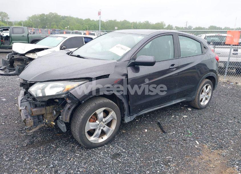 Photo 2 of 2016 Honda Hr-v LX (VIN 3CZRU6H31GM721751)