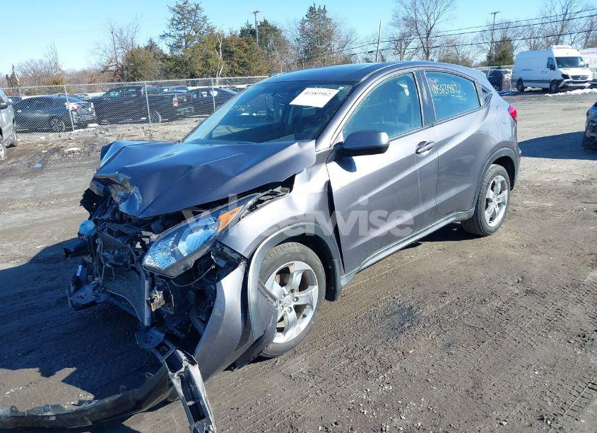 Photo 2 of 2017 Honda Hr-v LX (VIN 3CZRU6H31HG701063)