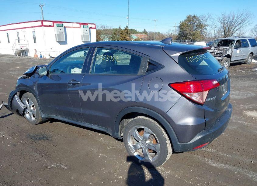 Photo 3 of 2017 Honda Hr-v LX (VIN 3CZRU6H31HG701063)
