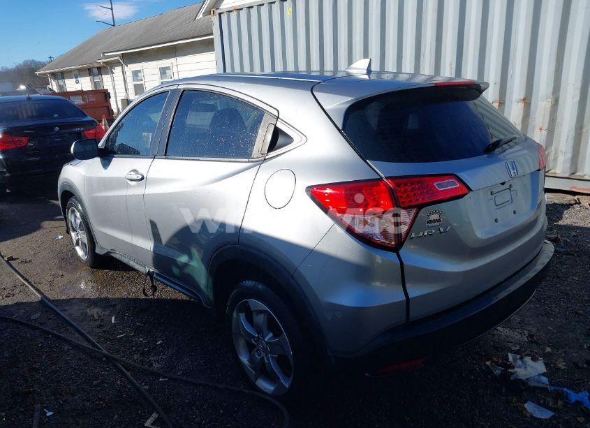 Photo 3 of 2017 Honda Hr-v LX (VIN 3CZRU6H31HG706523)