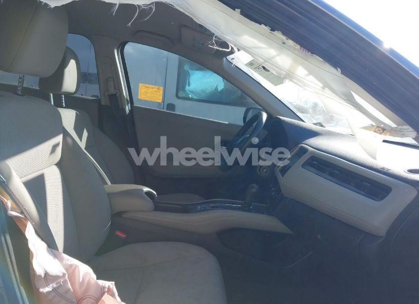 Photo 5 of 2017 Honda Hr-v LX (VIN 3CZRU6H31HG706523)