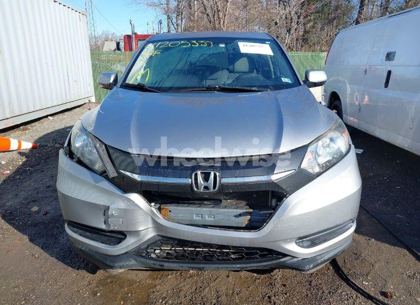 Photo 6 of 2017 Honda Hr-v LX (VIN 3CZRU6H31HG706523)