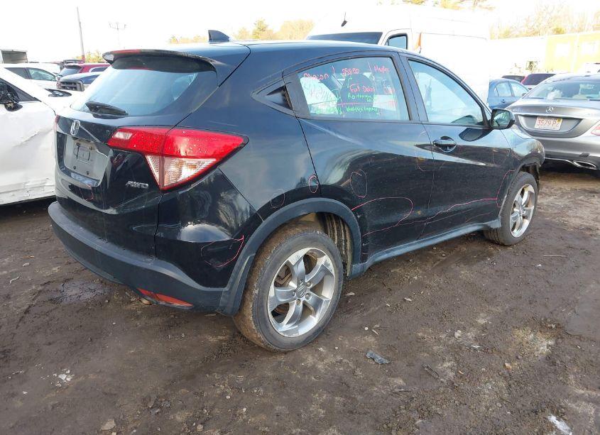 Photo 4 of 2017 Honda Hr-v LX (VIN 3CZRU6H31HM706376)