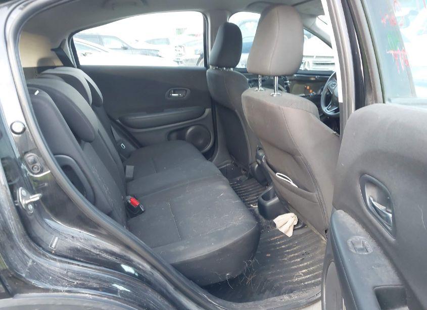 Photo 8 of 2017 Honda Hr-v LX (VIN 3CZRU6H31HM706376)