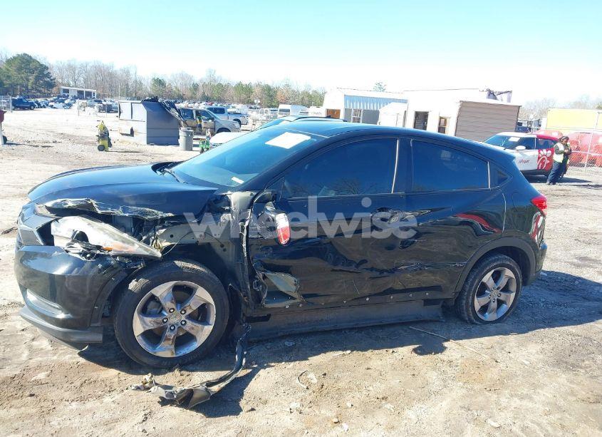 Photo 14 of 2018 Honda Hr-v LX (VIN 3CZRU6H31JG721495)