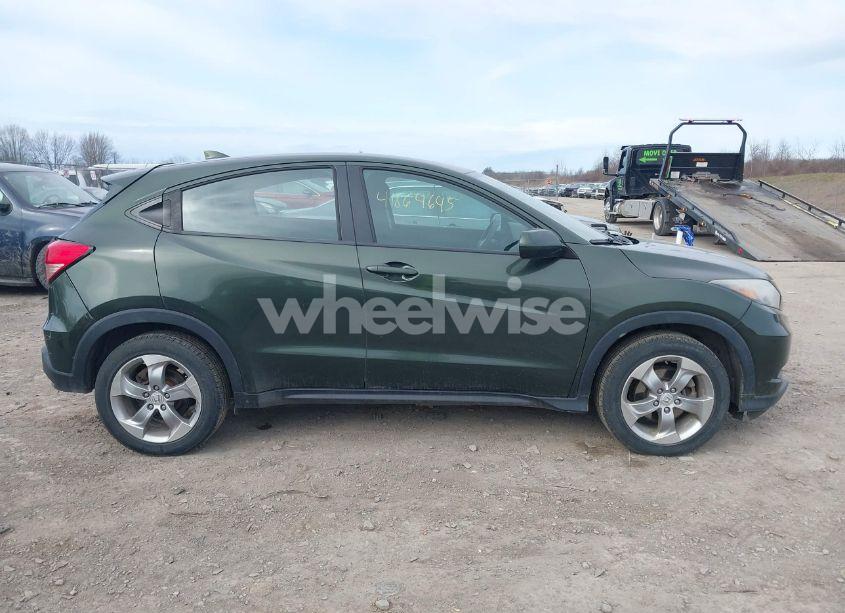 Photo 14 of 2018 Honda Hr-v LX (VIN 3CZRU6H31JM703564)