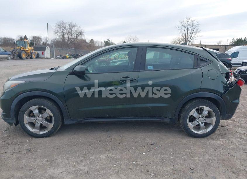 Photo 15 of 2018 Honda Hr-v LX (VIN 3CZRU6H31JM703564)