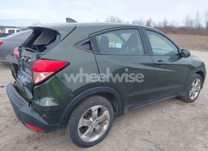 Photo 4 of 2018 Honda Hr-v LX (VIN 3CZRU6H31JM703564)