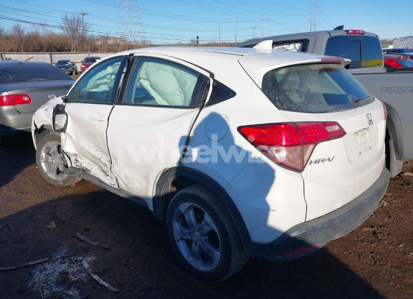 Photo 3 of 2018 Honda Hr-v LX (VIN 3CZRU6H31JM706867)