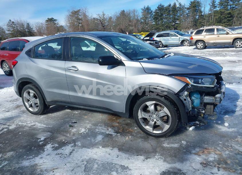 Photo 13 of 2019 Honda Hr-v LX (VIN 3CZRU6H31KG701054)