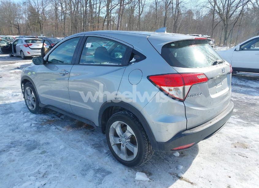 Photo 3 of 2019 Honda Hr-v LX (VIN 3CZRU6H31KG701054)