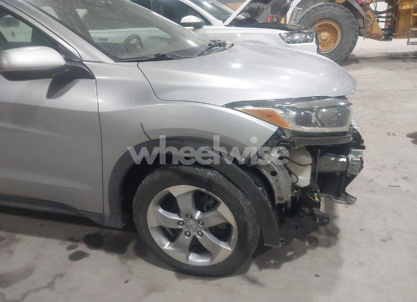 Photo 19 of 2019 Honda Hr-v LX (VIN 3CZRU6H31KG708408)