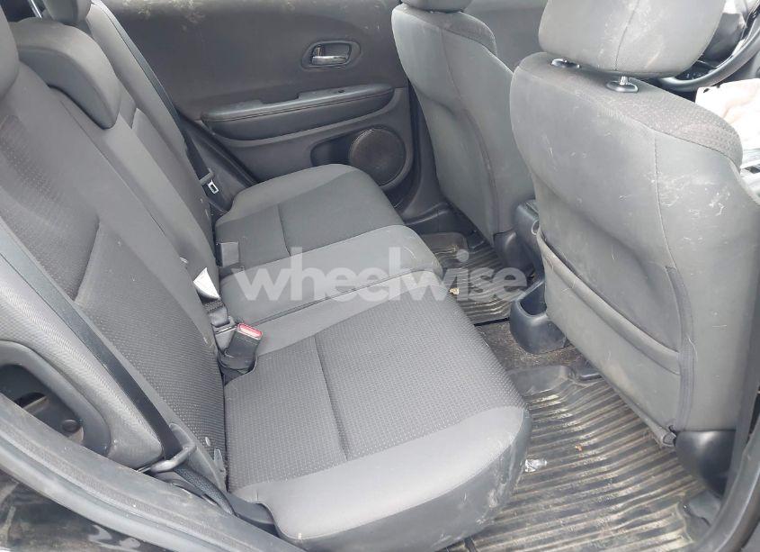 Photo 8 of 2019 Honda Hr-v LX (VIN 3CZRU6H31KG721742)