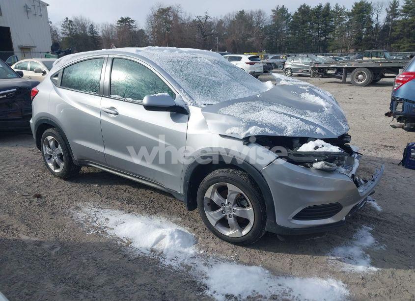 2019 Honda Hr-v LX (VIN 3CZRU6H31KG728402) main photo