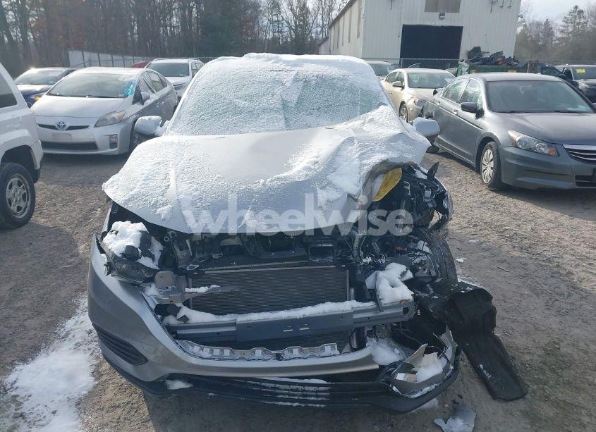 Photo 12 of 2019 Honda Hr-v LX (VIN 3CZRU6H31KG728402)