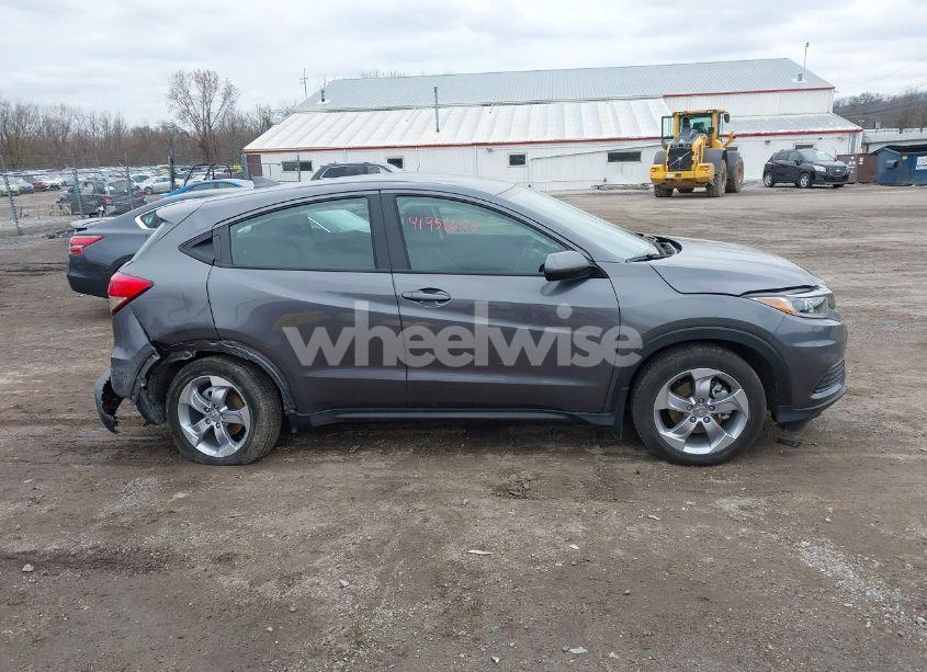 Photo 13 of 2019 Honda Hr-v LX (VIN 3CZRU6H31KG735060)