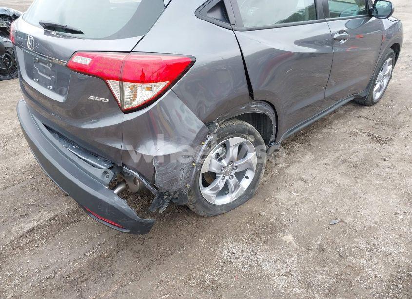 Photo 6 of 2019 Honda Hr-v LX (VIN 3CZRU6H31KG735060)