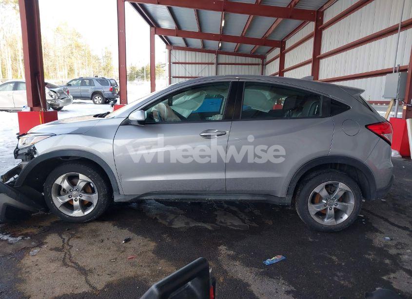 Photo 14 of 2019 Honda Hr-v LX (VIN 3CZRU6H31KM707700)