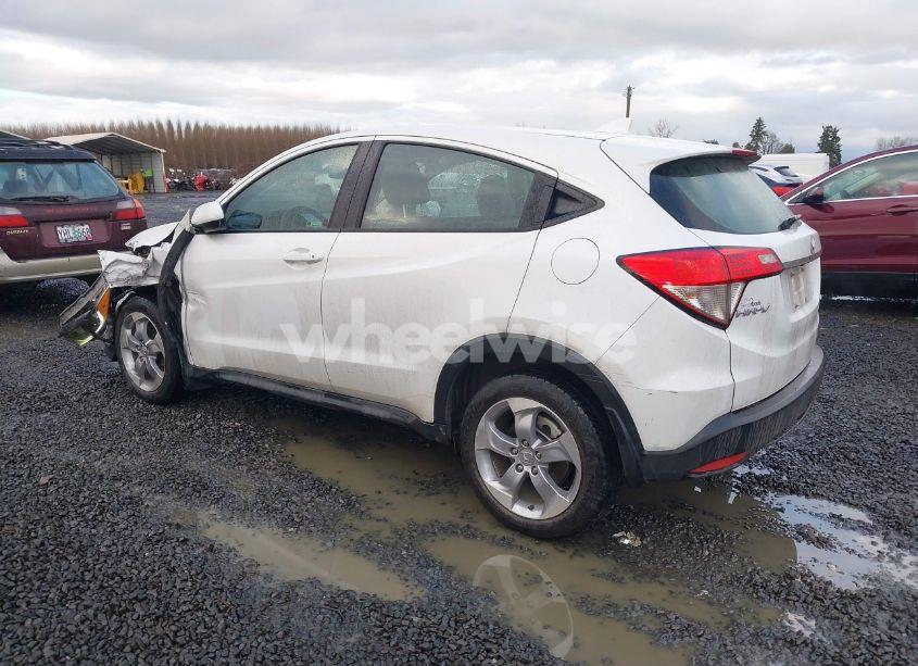 Photo 3 of 2021 Honda Hr-v AWD LX (VIN 3CZRU6H31MM701205)
