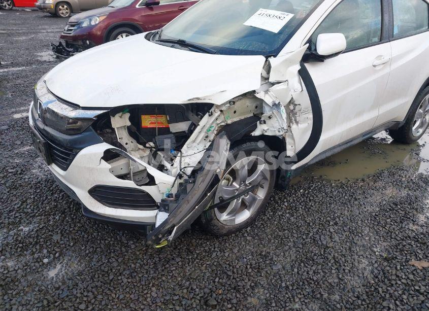 Photo 6 of 2021 Honda Hr-v AWD LX (VIN 3CZRU6H31MM701205)