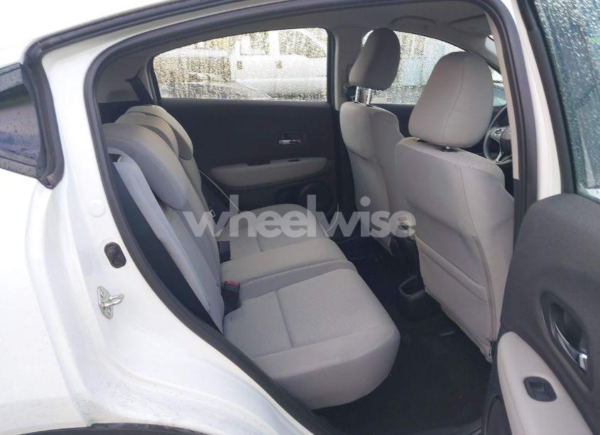 Photo 8 of 2021 Honda Hr-v AWD LX (VIN 3CZRU6H31MM701205)