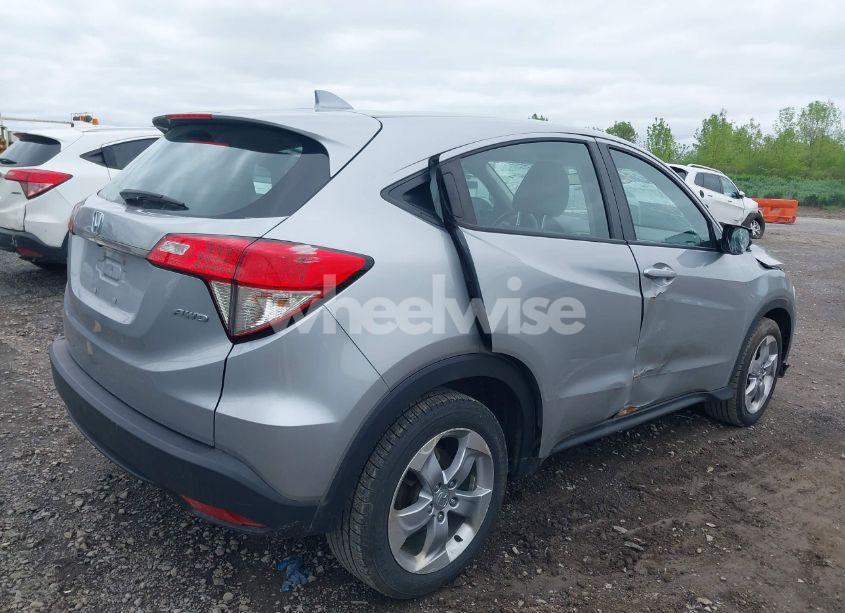Photo 4 of 2021 Honda Hr-v AWD LX (VIN 3CZRU6H31MM703150)