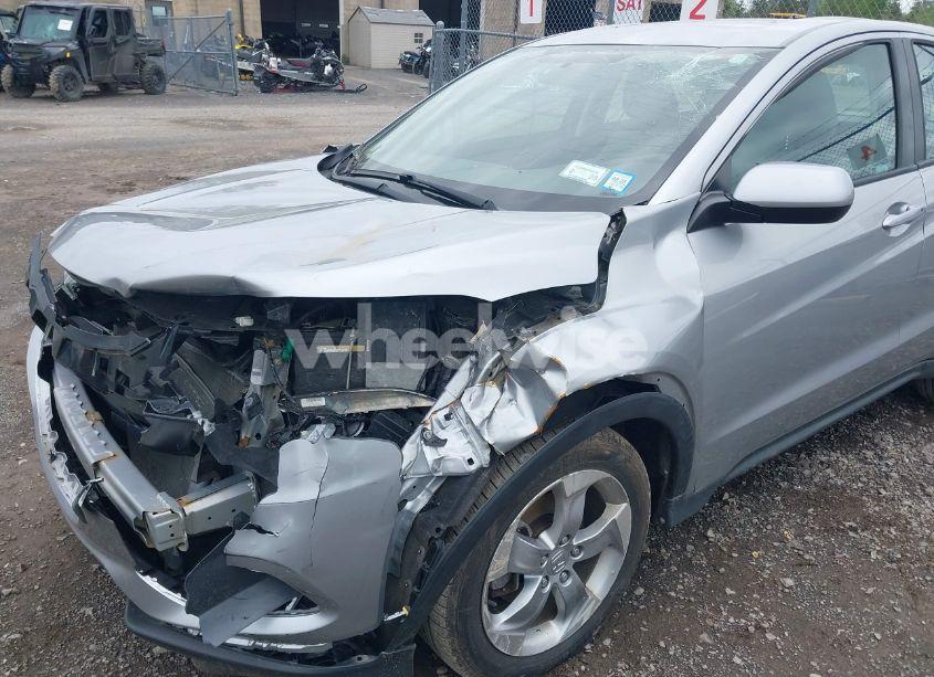 Photo 6 of 2021 Honda Hr-v AWD LX (VIN 3CZRU6H31MM703150)