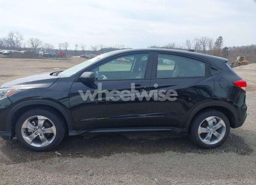 Photo 15 of 2022 Honda Hr-v AWD LX (VIN 3CZRU6H31NM708527)