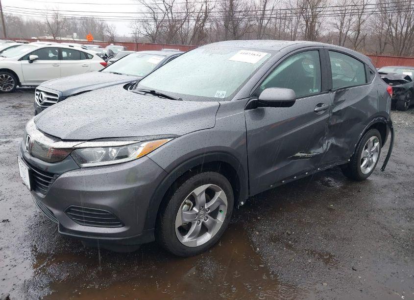 Photo 2 of 2022 Honda Hr-v AWD LX (VIN 3CZRU6H31NM714019)