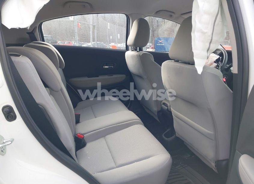 Photo 8 of 2022 Honda Hr-v AWD LX (VIN 3CZRU6H31NM724243)