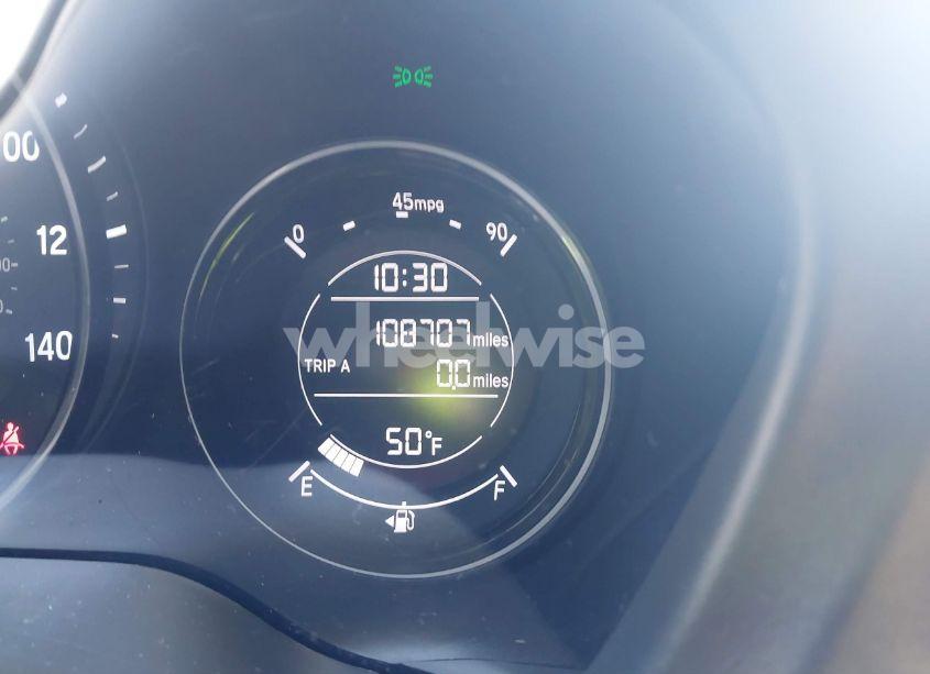 Photo 15 of 2018 Honda Hr-v LX (VIN 3CZRU6H32JG704088)