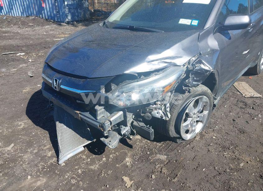 Photo 6 of 2018 Honda Hr-v LX (VIN 3CZRU6H32JG704088)