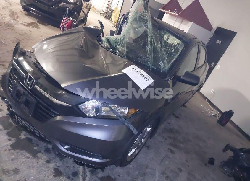 Photo 2 of 2018 Honda Hr-v LX (VIN 3CZRU6H32JG706746)