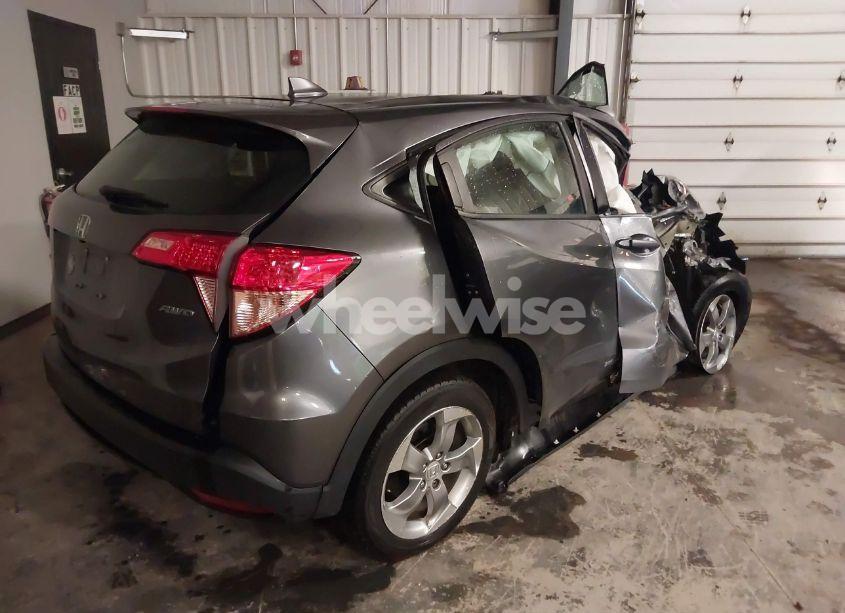Photo 4 of 2018 Honda Hr-v LX (VIN 3CZRU6H32JG706746)